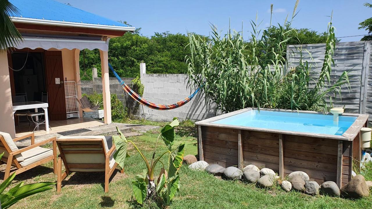 Les Ti Kaz A Papé Choisissez Avec Ou Sans Piscine Hébergement de vacances *