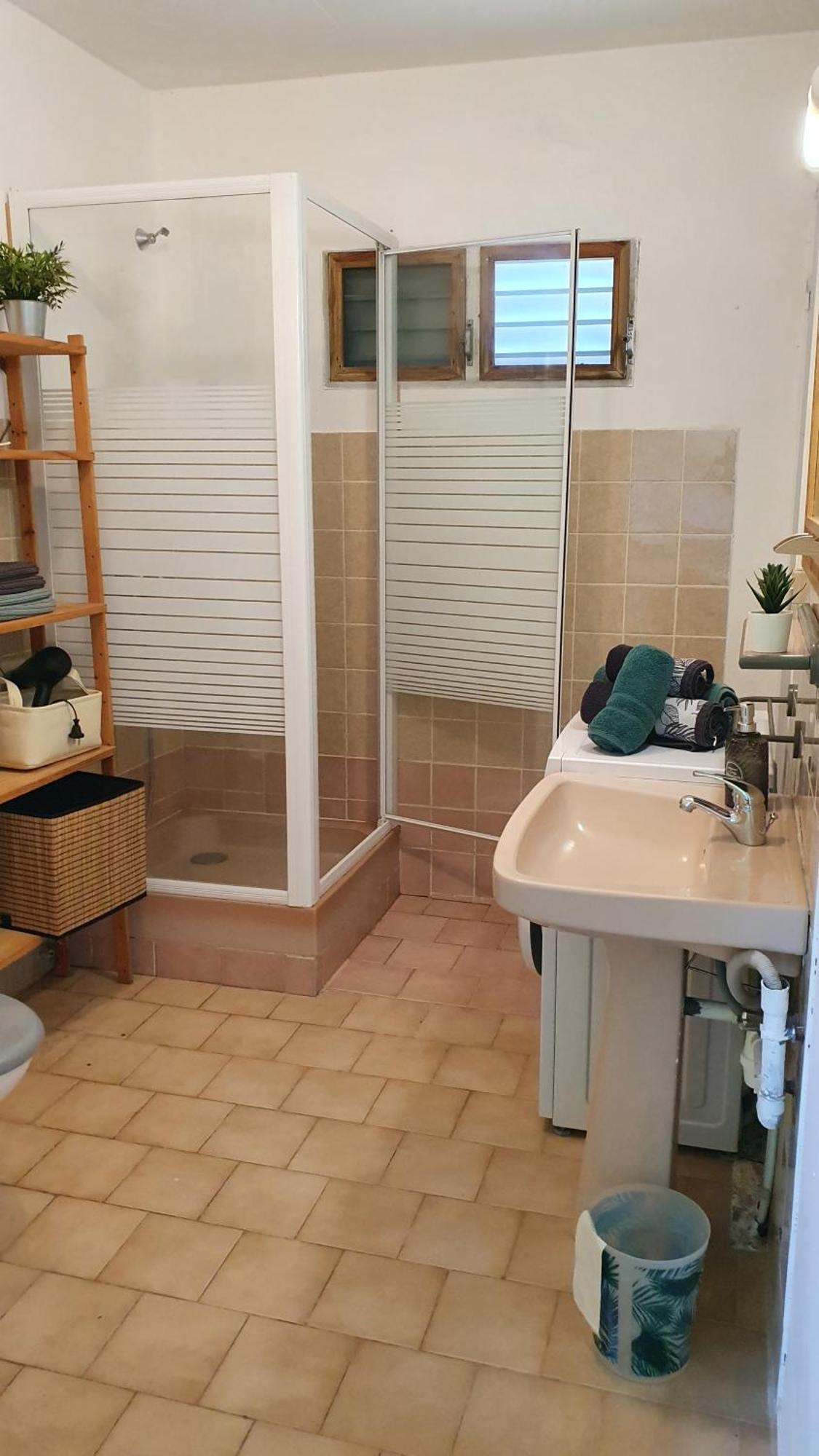 Les Ti Kaz A Papé Choisissez Avec Ou Sans Piscine Hébergement de vacances Deshaies